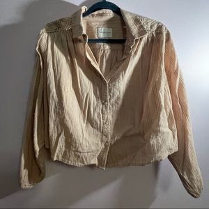 Soft, light pink, cropped button up. American Eagle. Size Small.